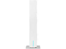 Charger l'image dans la galerie, Un appareil blanc, vue latérale, sur une base argentée, lumière bleue en bas.