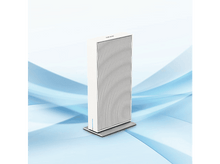 Charger l'image dans la galerie, Purificateur d'air blanc avec des lignes ondulées et une base argentée, sur fond bleu.