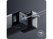 Charger l'image dans la galerie, Chargeurs Anker noirs et gris avec un câble connecté à un port bleu. Étiquette PD 3.1 en bas à droite.