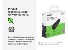 Charger l'image dans la galerie, Emballage du chargeur de voiture Belkin. Matériaux recyclés, texte en français. Fond blanc.