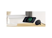 Charger l'image dans la galerie, BELKIN BOOSTCHARGE™ Qi2 15W Magnetic Pad - Chargeur