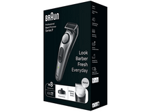 Charger l'image dans la galerie, Boîte de tondeuse à barbe Braun. La boîte est noire et argentée, avec des images du produit et du texte.