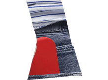 Charger l'image dans la galerie, Une main glisse un téléphone rouge dans la poche arrière d'un jean. Une chemise rayée est visible.