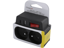 Charger l'image dans la galerie, Adaptateur secteur noir et blanc avec ports USB, interrupteur rouge et emballage.