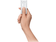 Charger l'image dans la galerie, Main tenant une télécommande Dyson blanche, avec boutons marche/arrêt, augmenter, diminuer et sourdine.