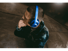 Charger l'image dans la galerie, Une jaquette de DVD avec des animaux de la jungle de dessins animés et les mots 'Die Dschungel Helden'.