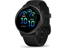 Charger l'image dans la galerie, Montre intelligente Garmin noire avec un cadran rond. L'écran affiche l'heure, les pas et la date.