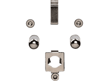 Charger l'image dans la galerie, Adaptateur de prise européenne blanc, broches mâles visibles, avec texte, gros plan.