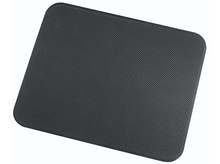 Charger l'image dans la galerie, Un tapis de souris noir sur fond blanc. Il a une surface texturée.