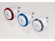 Charger l'image dans la galerie, Trois veilleuses enfichables blanches avec des lumières rouges, bleues et claires.