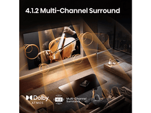 Charger l'image dans la galerie, Salon avec TV montrant un violon, ondes sonores.