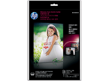 Charger l'image dans la galerie, HP Papier photo brillant Premium Plus A4 20 feuilles (CR672A)