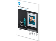 Charger l'image dans la galerie, HP Papier photo brillant Premium Plus A4 20 feuilles (CR672A)