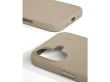 Charger l'image dans la galerie, Coque de téléphone beige avec l'impression Ideal of Sweden, en gros plan.