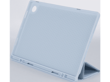 Charger l'image dans la galerie, Étui de tablette bleu clair avec motif hexagonal, ouvert et incliné pour la visualisation.