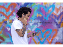 Charger l'image dans la galerie, Souris blanche avec du texte sur le style.