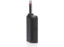 Charger l'image dans la galerie, Adaptateur jack audio noir pour guitare, avec un détail rouge. Isolé sur fond blanc.