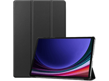 Charger l'image dans la galerie, Une tablette et une coque noires sont affichées, avec l'écran allumé, montrant une image colorée.