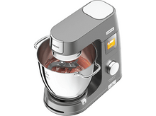 Charger l'image dans la galerie, Robot culinaire Kenwood argenté et gris avec un bol mélangeur et un affichage numérique.