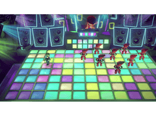 Charger l'image dans la galerie, Luigi avec une lampe de poche sur une piste de danse avec d'autres personnages et un DJ en arrière-plan.