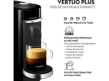 Charger l'image dans la galerie, Machine Nespresso Vertuo Plus avec une tasse de café. La machine est noire, le café est dans un verre.