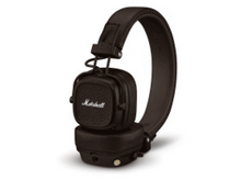 Charger l'image dans la galerie, Casque Marshall marron sur fond blanc. Casque supra-auriculaire avec bandeau et coussinets rembourrés.