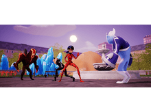 Charger l'image dans la galerie, Miraculous Ladybug et Chat Noir en action, combattant des méchants sur une place de la ville.