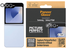 Charger l'image dans la galerie, Un protecteur d'écran et un téléphone avec un protecteur d'objectif d'appareil photo.