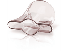 Charger l'image dans la galerie, Un vase en verre clair et incurvé, projetant un reflet. Le vase a un dessus large et ouvert.