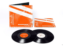 Charger l'image dans la galerie, Pochette d'album et disques vinyles avec texte orange.