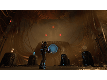 Charger l'image dans la galerie, Un intérieur futuriste avec une figure tenant un orbe lumineux. Des lumières rouges et bleues illuminent la scène, des surfaces métalliques.