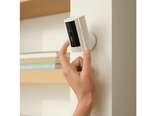 Charger l'image dans la galerie, RING Caméra Smart intérieure Indoor Cam (2nd Gen.) Blanc (B0B6GKHS2S)