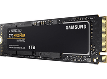 Charger l'image dans la galerie, SSD NVMe noir avec le logo Samsung. C'est un 970 EVO Plus 1 To.