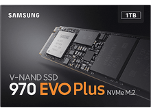Charger l'image dans la galerie, SSD Samsung 970 EVO Plus NVMe M.2. Le lecteur est sombre avec le logo Samsung.