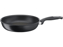 Charger l'image dans la galerie, Une poêle noire avec une poignée sur fond noir.