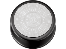 Charger l'image dans la galerie, Base de poêle noire, avec intérieur blanc montrant le logo induction plus et les mots 'Made in France'.