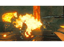 Charger l'image dans la galerie, Une scène de jeu vidéo montrant un personnage combattant un monstre près de flammes.