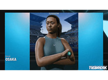Charger l'image dans la galerie, Naomi Osaka debout dans une simulation de tennis, bras croisés, regarde la caméra.