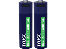 Charger l'image dans la galerie, Deux piles rechargeables bleu foncé avec texte vert et blanc sur fond noir.