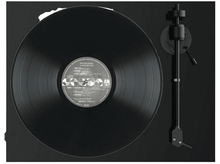 Charger l&#39;image dans la galerie, PRO-JECT Tourne-disque E1 BT + Tapis pour platine (E1BT-CORK-IT-BLACK)
