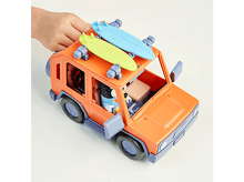 Charger l&#39;image dans la galerie, MOOSE TOYS 4WD Landcruiser Play Car avec set d&#39;accessoires (SPECMS13018) Figurine
