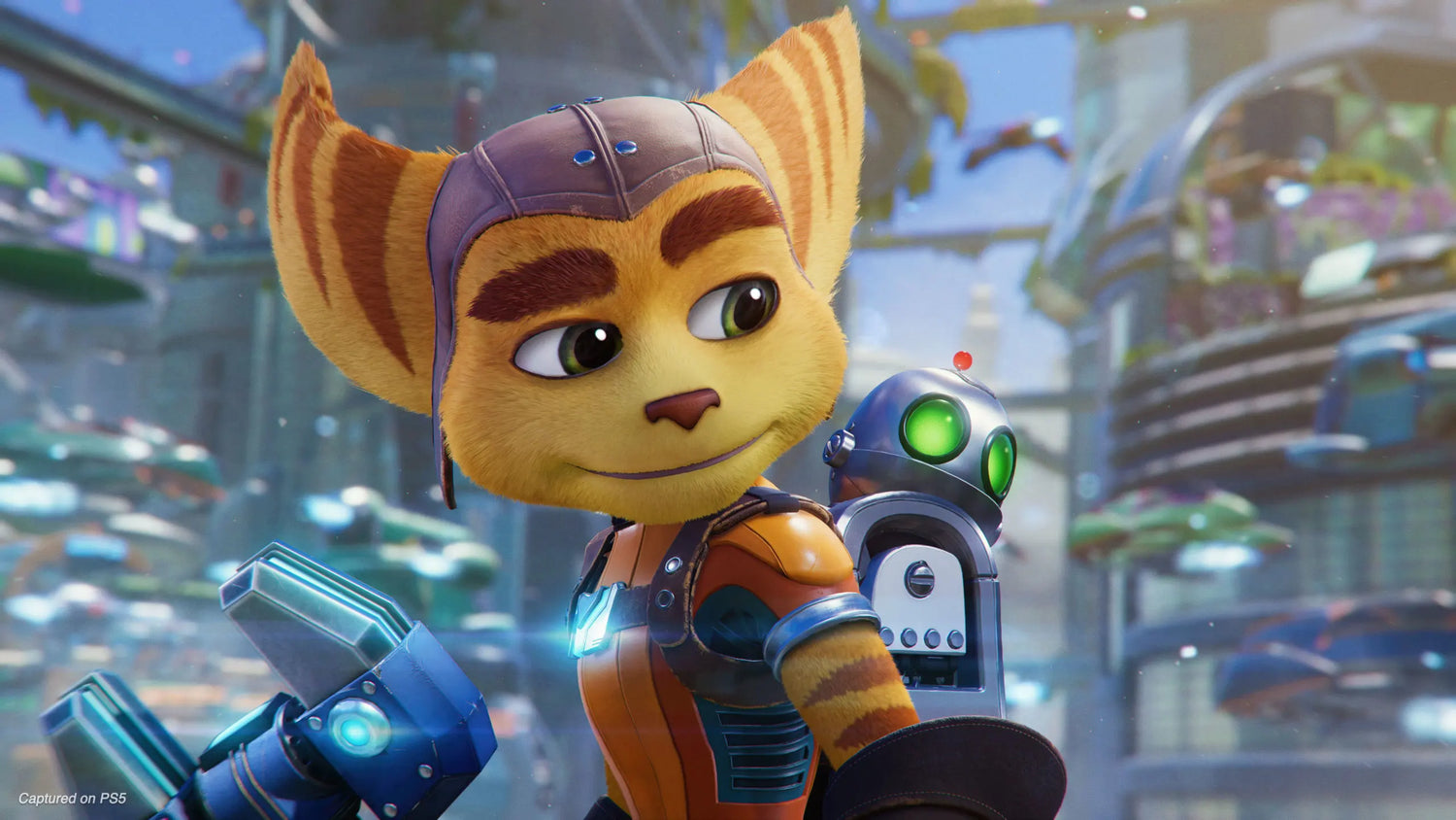 Ratchet et Clank dans une ville futuriste, prêts pour l'aventure dans Ratchet & Clank: Rift Apart.