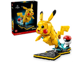 72152 Pikachu et Poké Ball