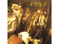 Pochette de l'album ABBA. Quatre personnes dans une voiture, tenant des verres. Bouteille de champagne visible.