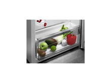 Charger l&#39;image dans la galerie, AEG Frigo table E (RTB413E1AW)
