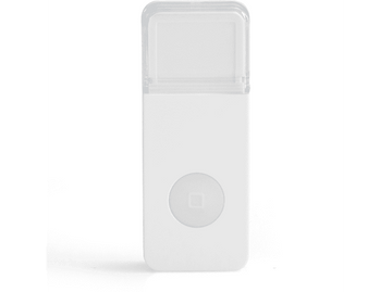 Veilleuse blanche avec un couvercle transparent. Bouton carré sur le devant. Isolé sur fond blanc.