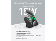 Charger l&#39;image dans la galerie, Un iPhone en charge sur un socle de chargement sans fil, avec du texte sur la charge rapide.
