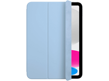 Charger l&#39;image dans la galerie, Un iPad avec une couverture bleue, partiellement ouvert, sur fond blanc.
