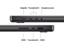 Charger l&#39;image dans la galerie, Gros plan sur les ports de l&#39;ordinateur portable montrant MagSafe, Thunderbolt 5, prise casque, SDXC et HDMI.
