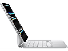 Charger l&#39;image dans la galerie, Tablette avec étui clavier, vue latérale, fond blanc. Clavier argenté.
